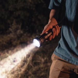 NEBO NEB-FLT-1008-G Luxtreme zseblámpa, keresőlámpa, 500 lm, 900 m, 4 funkció, IP66, 4000 mAh 146867242 - Zseblámpa & fejlámpa