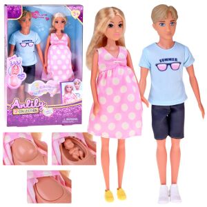 Anily terhes baba apukával és újszülöttel 146886429 - Ramiz