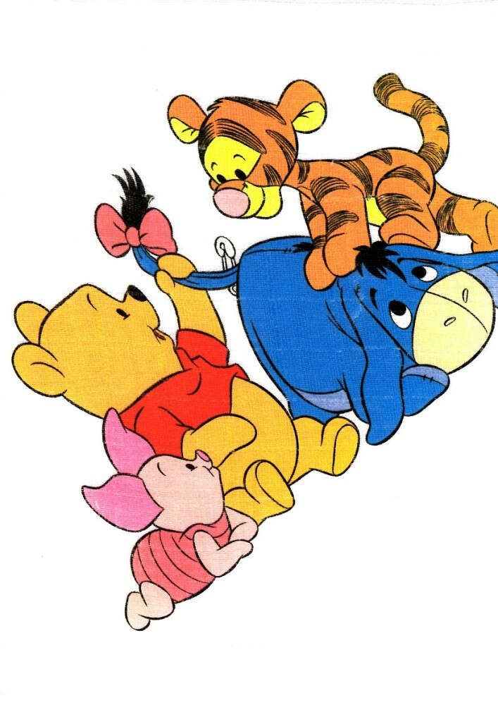 Disney Fürdőlepedő 140x140cm - Micimackó - fehér