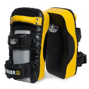 Viharfelhő védi a Pao tornádót 146980846 - Boxzsák és box kesztyű