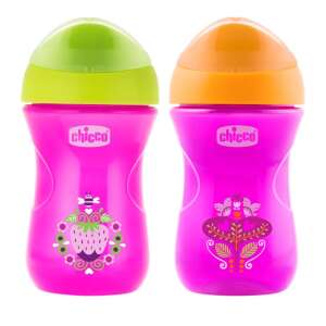 Chicco Easy Cup 266ml pink sippy cup with two different designs, one with a strawberry and the other with flowers - Feeding