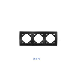 QUADRA Ramka potrójna czarna matowa 147252133 - Rame pentru întrerupătoare