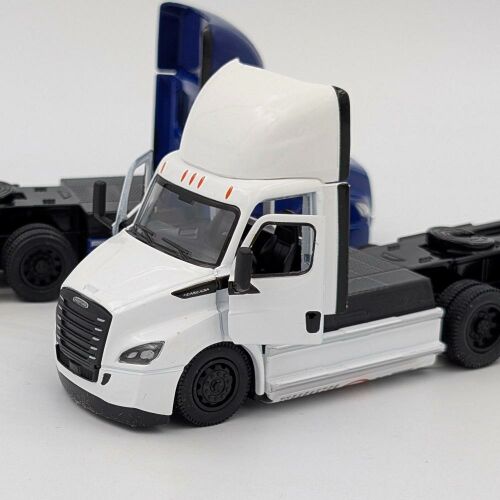 Freightliner eCascadia fehér játék kamion modell nyitott ajtóval - Kinsmart