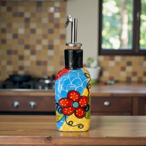 Spanyol kézzel készült olívaolaj kiöntő 19 cm x 6 cm-es méretben tarka virágos mintával