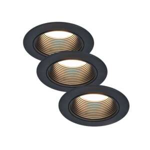 Szögletes nézet a LUTEC CONNECT fekete süllyesztett spotlámpákról, dimmelhető RGB CCT világítás - Lutec