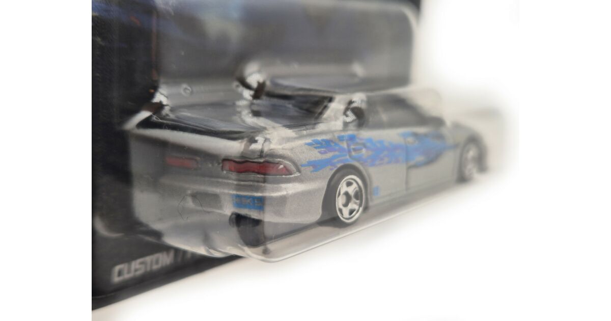 Hot Wheels Fast And Furious Acura Integra Sedan GSR - Modelo A Escala 1:64 De 7 Cm, Coleccionable Original Serie Plateada