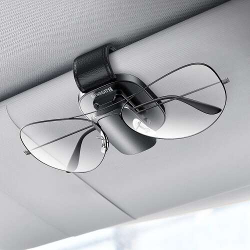 Baseus Platinum Auto Sonnenbrillenhalter in Gebrauch