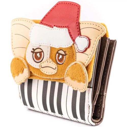 Loungefly Gremlins Gizmo pénztárca Mikulás sapkával és billentyűzet mintával, ferde nézet - Funko
