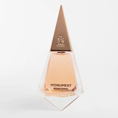 Aurora Scents Monument Pour Femme parfüm üveg fehér háttérrel - Parfüm