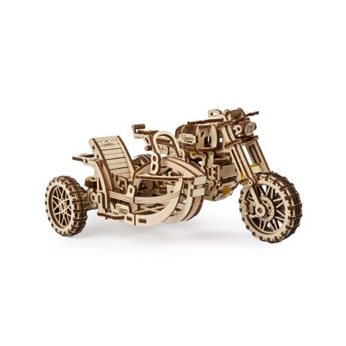 Összeszerelt Ugears Scrambler UGR-10 3D fa motorkerékpár puzzle oldalkocsival, ferde nézet - Ugears