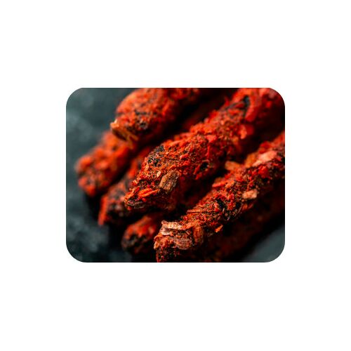 Közelkép a Sagrada Madre Cosmos Mars füstölőpálcákról, piros gyümölcs és palo santo illat - Füstölő