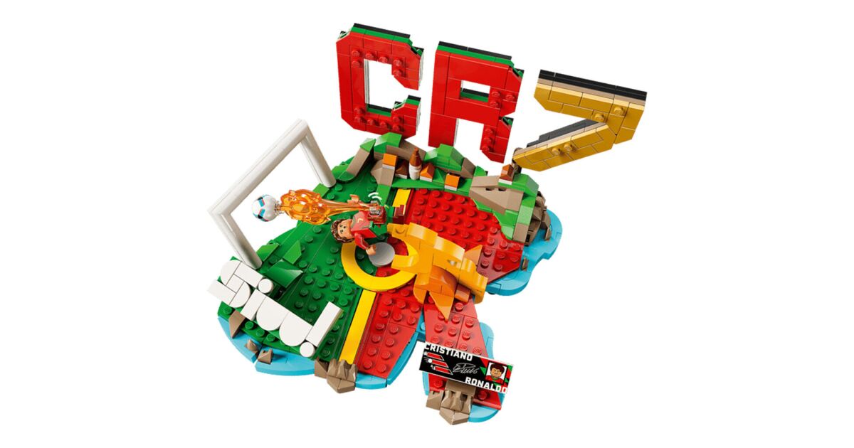 LEGO® Editions Cristiano Ronaldo – Cele mai bune momente din fotbal 43012 161128728