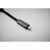 Közelkép az USB-C csatlakozóról a kulcstartós töltőkábelen