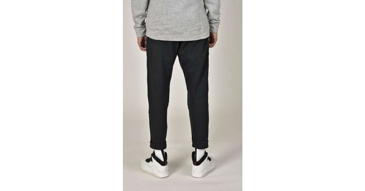 Nike 23 Alpha Therma Pant fÃ©rfi NadrÃ¡g #fekete | Pepita.hu