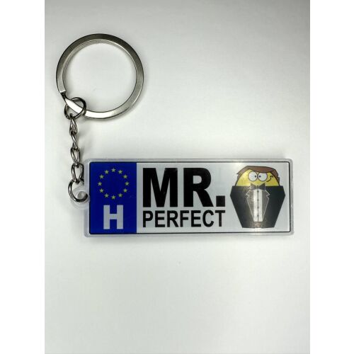 Mr Perfect egyedi rendszámtábla kulcstartó ajándék, ferde nézet 