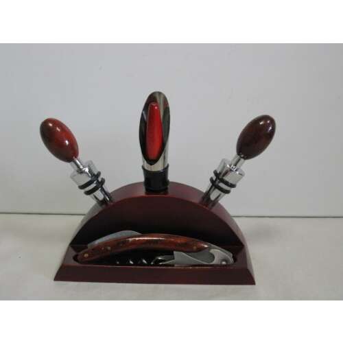 Bornyitó szett dugóhúzóval, palackdugóval és fóliavágóval