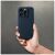 Kézben tartott Szilikon MagCover kék titán iPhone 15 Pro tok