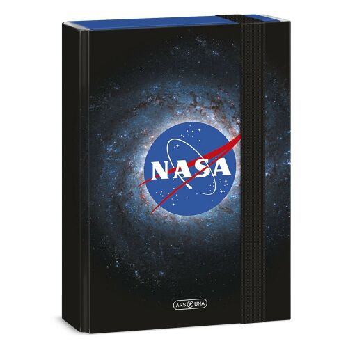 Ars Una A/5 NASA füzetbox, fekete színben NASA logóval és galaxis mintával, tartós kemény kartonból és gumipántos záródással, ideális iskolai iratok és füzetek tárolására - Füzetbox