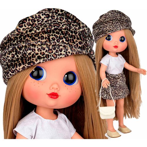 SPANYOL BABABAB MUNECAS ARIAS 60294 baba, 38 cm-es, leopárdmintás sapkában, fehér pólóban, leopárdmintás szoknyában és fehér kézitáskával, kollázs kép közeli és egész alakos nézettel fehér háttérrel - Baba