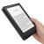 Kézben tartott Kindle e-könyv olvasó a fekete Tech-Protect SmartCase tokkal, bemutatva, hogyan tartható kényelmesen olvasás közben