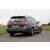 VW Passat B6 kombi króm csomagtérajtó díszléccel, vidéki úton haladva