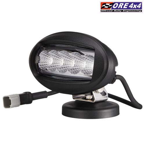 ORE4x4 25W 5,6 hüvelykes ovális LED munkalámpa tartóval és csatlakozóval, ferde nézet - Munkalámpa