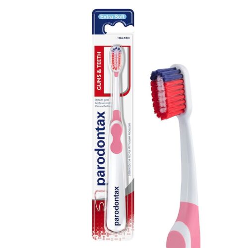Parodontax GUMS&TEETH Extra Soft fogkefe csomagolásban, részletes nézettel a kefefejről, érzékeny ínyre tervezve - Fogkefe