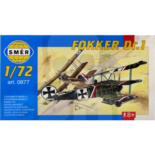 SMER0877 Fokker Dr.I 1:72 méretarányú műanyag makett dobozképe, amin a háromfedelű repülő látható repülés közben - Modell és makett