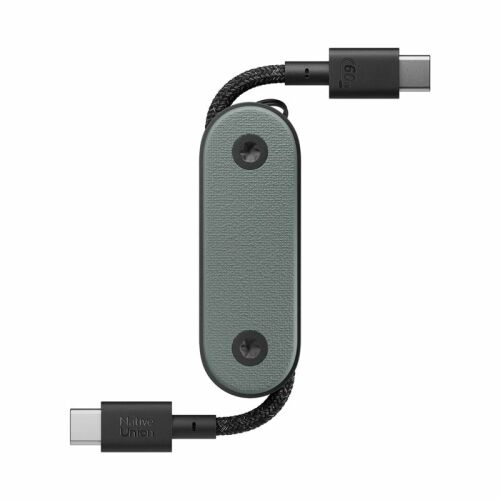 Native Union Pocket Cable (USB-C - USB-C) pala zöld színben, kiterítve a teljes hosszúság és a csatlakozók bemutatására, fehér háttéren - USB kábel