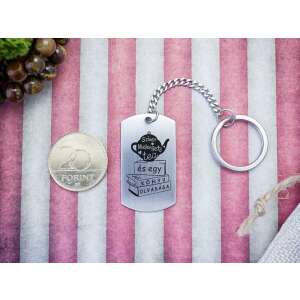 Acél kulcstartó gravírozott tea és könyv mintával - Ajándék kulcstartó