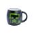 Minecraft kerámia bögre 380ml, fekete bögre zöld pixeles mintával, 3/4 nézet, klasszikus forma mindennapi használatra