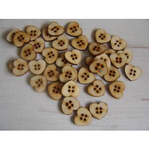 30 kusov drevených gombíkov v tvare srdca, 3 cm - Umenie&Hobby