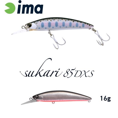 IMA SUKARI 85DXS horgász wobbler 003 Silver Back színben, 83mm hosszúságú, 16gr súlyú horgokkal, fehér háttéren. - Wobbler