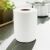 Soft Premium Line Mini 2-rétegű cellulóz papírtörlő tekercs modern konyhapulton, 12 tekercses csomag
