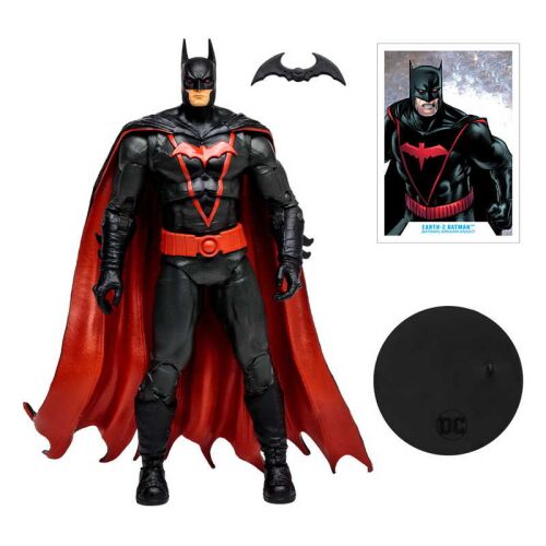 McFarlane Toys DC Gaming Earth-2 Batman Arkham Knight akciófigura 18 cm kijelzővel és képregény illusztrációval fehér háttéren - Mesehős figura
