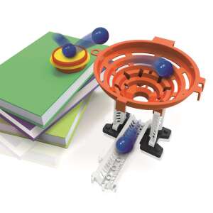 Clementoni Hatás-Ellenhatás Trambulin és Tölcsér szett használat közben - Golyópálya