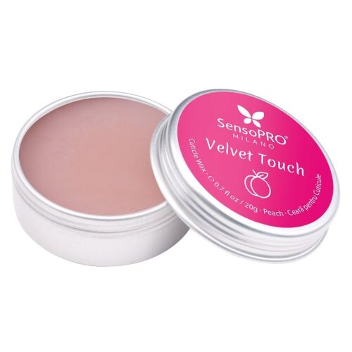 Szögletes nézet a SensoPRO Milano Velvet Touch őszibarack kutikula viaszról, enyhén nyitott fedéllel, felfedve a sima, halvány rózsaszín viaszt belül - Körömápoló készítmény