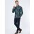 Férfi Slim Fit Karácsonyi Ing 3D Mikulás és Hóember Mintával Tengerészkék színben, 3/4 oldalsó nézet modellen, kéz a galléron