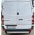 Fehér Mercedes Sprinter W906 furgon hátsó nézete felszerelt króm lökhárító csíkkal