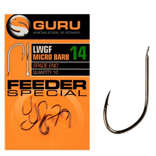 GURU Feeder Special horog, 14-es méret, mikroszakállas, lapkás, 10 db-os kiszerelés keszeg, kárász és kisebb pontyok horgászatához, csomagolással és egy közelképpel fehér háttéren - Feeder és pontyozó horog