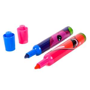 Zwei Fruity Squad Duftmarker, einer pink und einer rot, mit Fruchtdesigns - Filzstifte