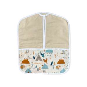 Ovis zsák Fenyő Sátor Mókus, egy praktikus és aranyos zsák ruhatároláshoz, két oldalsó zsebbel, tökéletes óvodába és bölcsődébe, erdei mintával, baglyokkal, hegyekkel és sátrakkal - Ovis zsák