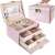 Rózsaszín ékszerdoboz tükörrel és három fiókkal, tele ékszerekkel, zárt nézet