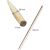 Gereblyenyél 130 cm fa gereblyenyél, 130 cm hosszúságú, 28 mm és 17 mm átmérőjű méretekkel, fehér háttéren, csomagolás nélkül