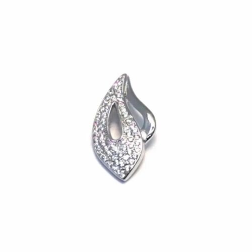 Fehér kő dupla kontúros levél medál, az ezüst ródiumozott medál részletes nézete fehér kövekkel, elegáns levélforma tiszta fehér háttéren - DRESCHER Jewellery