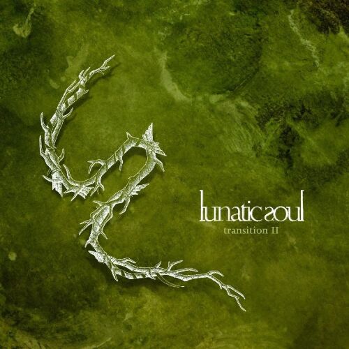 Lunatic Soul Transition II nagylemez borítója, absztrakt fehér tövises indaszerű mintával sötétzöld texturált háttér előtt, előadóval és albumcímmel - Zenei CD