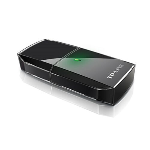 TP-LINK Archer T2U AC600 vezeték nélküli kétsávos USB 2.0 adapter zöld LED jelzőfénnyel, fehér háttéren 