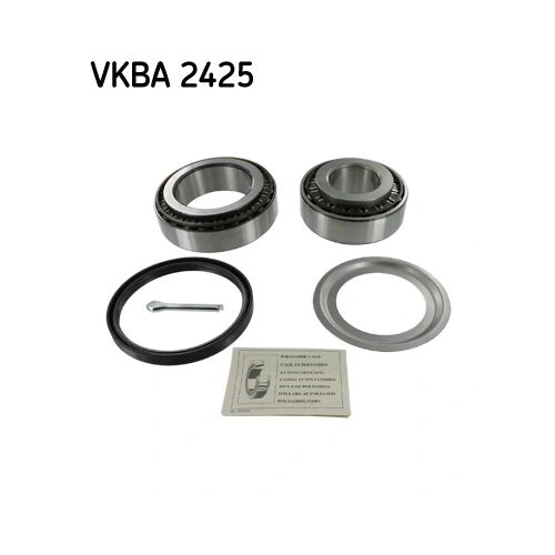 SKF VKBA 2425 kerékcsapágy készlet gépjármű karbantartáshoz, kúpgörgős csapágyakkal, tömítéssel és rögzítő csappal fehér háttéren - Kerékcsapágy