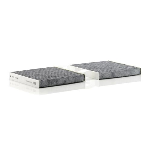 MANN-FILTER CUK 19 004 aktívszenes utastéri légfilter BMW X3 és X4 modellekhez, csomagolás nélkül, fehér háttéren - Autó levegőszűrő