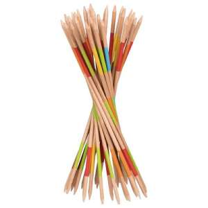 Mikádó játék pálcák, 18 cm, GOKI GK56798, fa pálcák színes sávokkal, klasszikus játék gyerekeknek és felnőtteknek - Goki